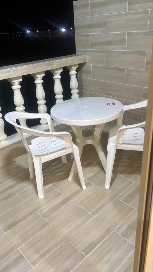 יאנבו Al Ahmadi Plaza Resort מראה חיצוני תמונה