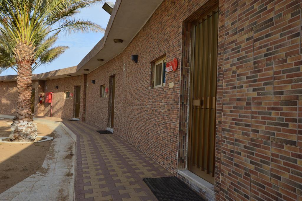 יאנבו Al Ahmadi Plaza Resort מראה חיצוני תמונה