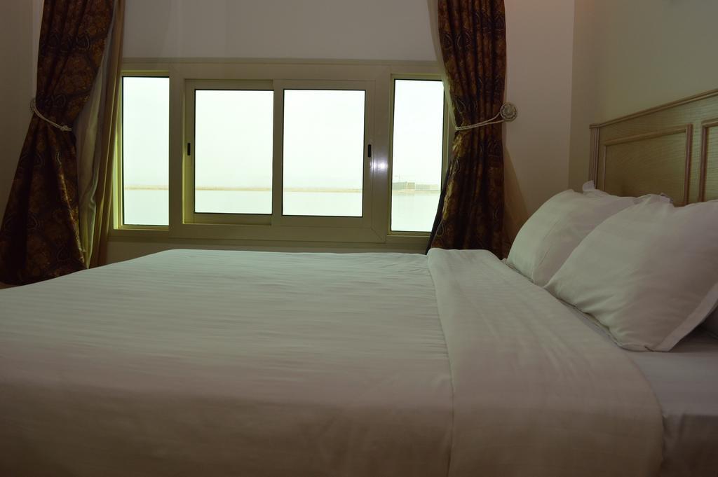 יאנבו Al Ahmadi Plaza Resort מראה חיצוני תמונה