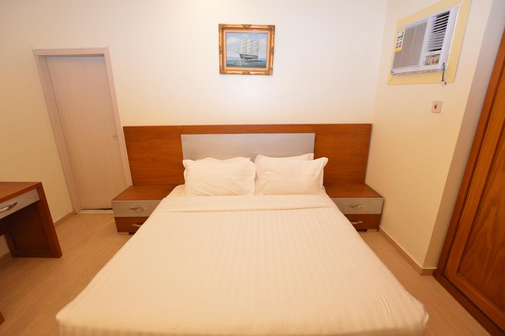 יאנבו Al Ahmadi Plaza Resort מראה חיצוני תמונה