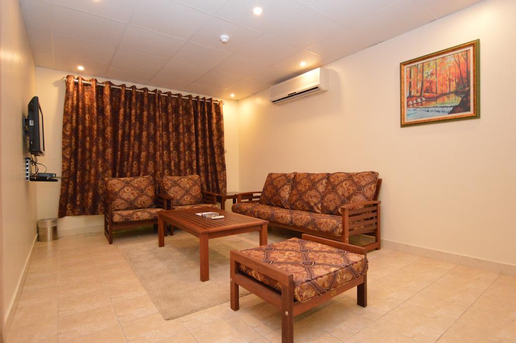 יאנבו Al Ahmadi Plaza Resort מראה חיצוני תמונה