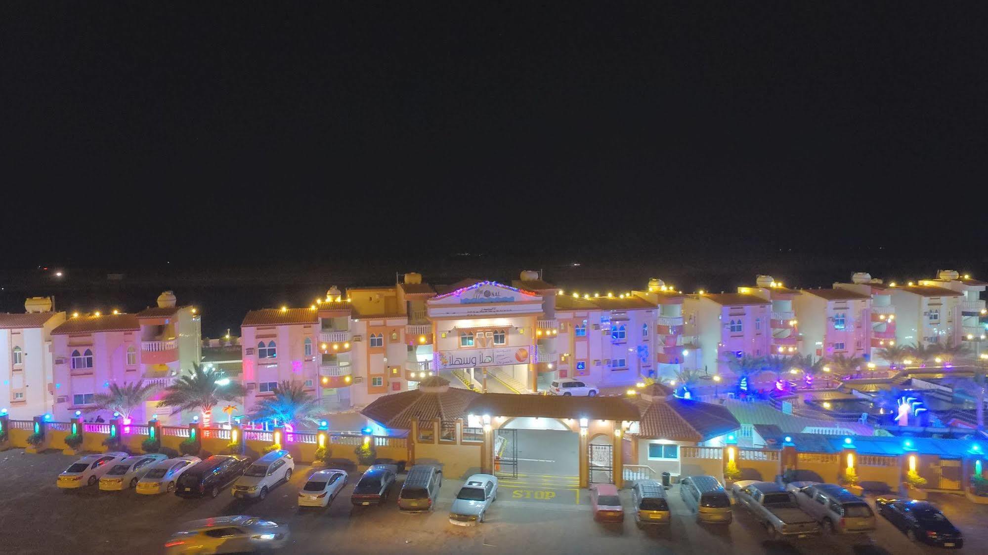 יאנבו Al Ahmadi Plaza Resort מראה חיצוני תמונה