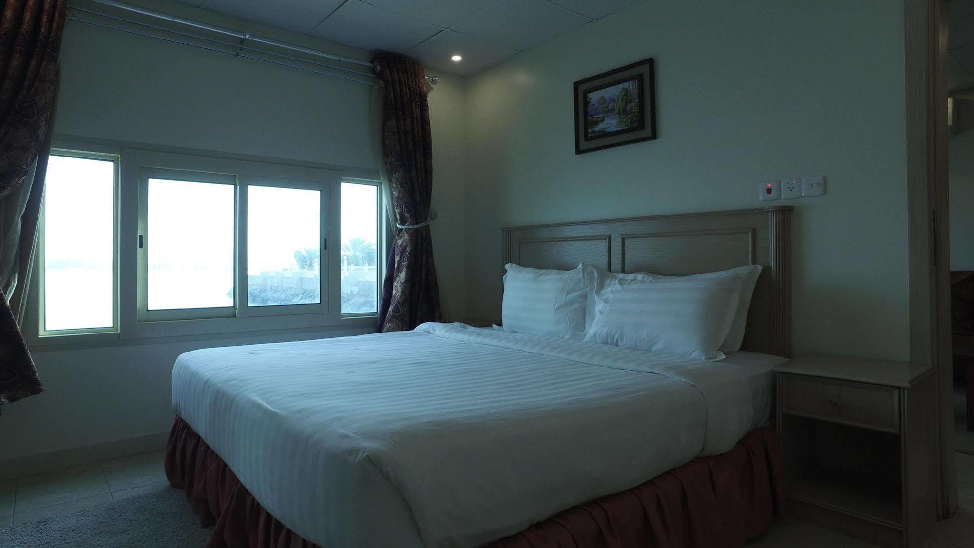 יאנבו Al Ahmadi Plaza Resort מראה חיצוני תמונה
