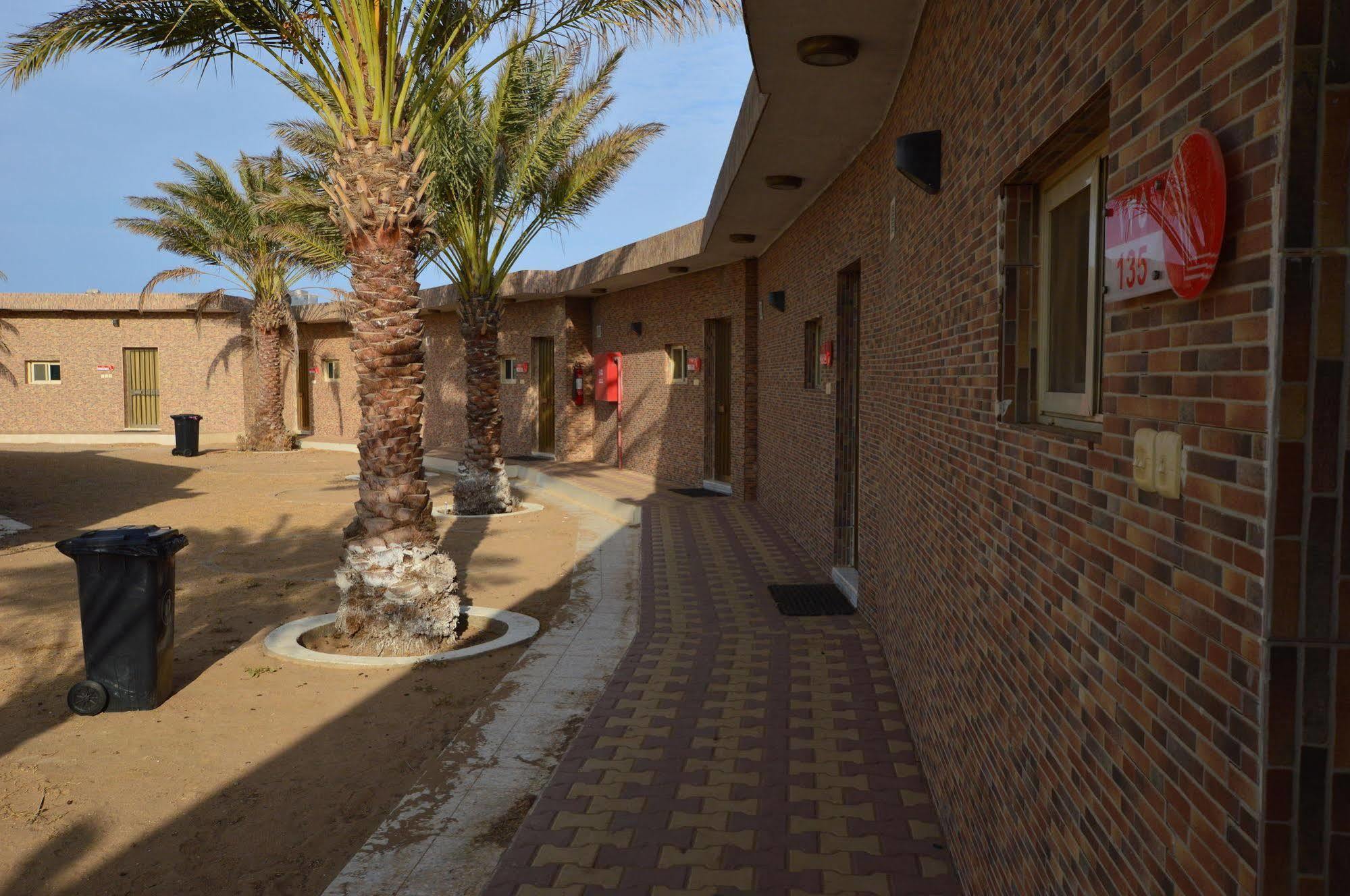 יאנבו Al Ahmadi Plaza Resort מראה חיצוני תמונה